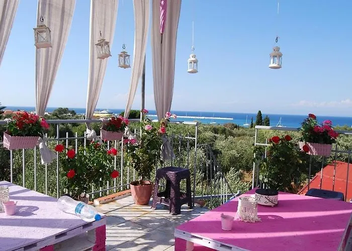 Guest house Traditional The Small Museum Ionian Sea 3*