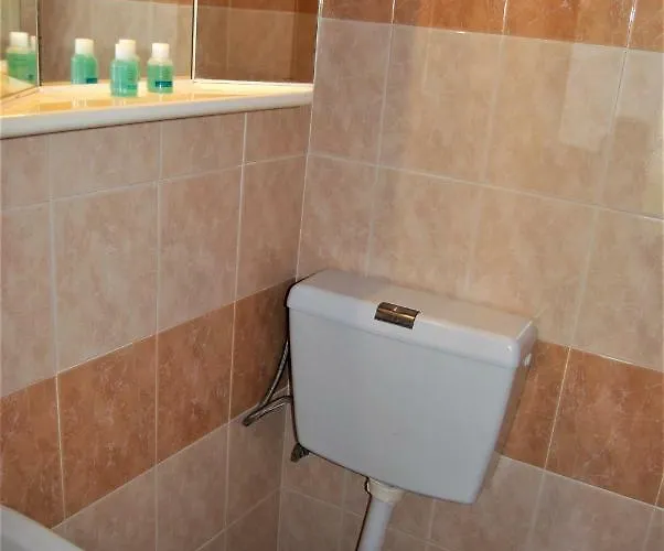 Traditional The Small Museum Ionian Sea Pensión Kastro-Kyllini