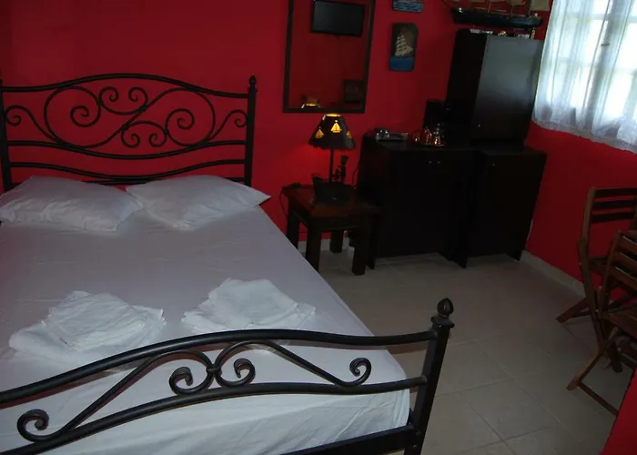 Pensión Traditional The Small Museum Ionian Sea 3*